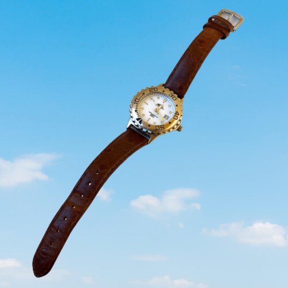 Quicksilver Japan Quartz Watch Stainless Steel Water Resistant 165 ft Womens - Picture 10 of 13